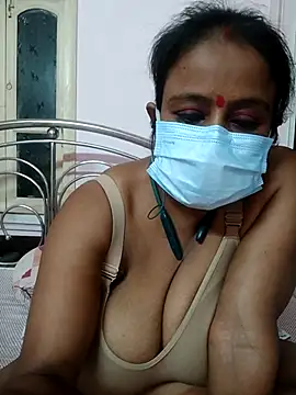 Snapshot of Barna_Love chatting on September 17, 7:01 pm Barna Love online show from September 17, 7:01 pm