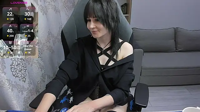 MistyDark online show from April 20, 11:35 am