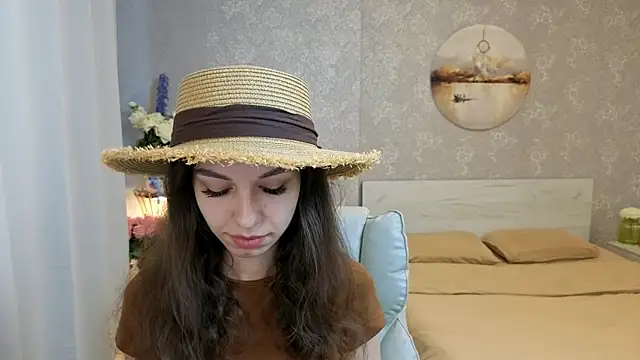 KellyShines online show from July 7, 3:20 am