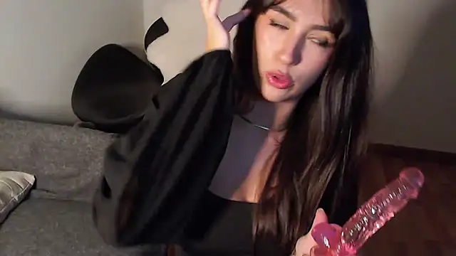 Snapshot of Astridwet chatting on October 13, 5:48 pm Astridwet online show from October 13, 5:48 pm