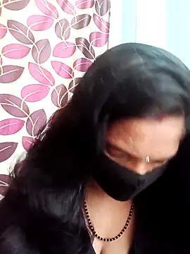 Snapshot of Payal-001 chatting on September 17, 6:00 am Payal-001 online show from September 17, 6:00 am