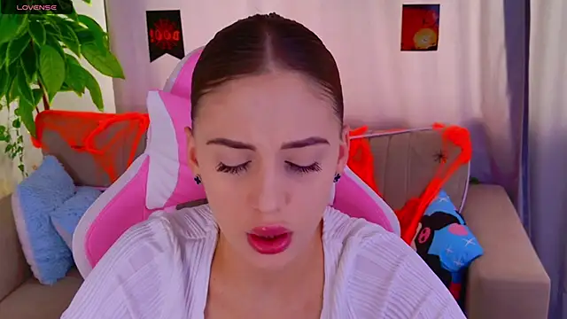 ViolaParkerss online show from October 29, 9:13 am