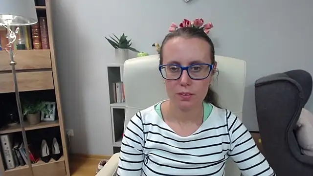 sweetxLizzy online show from July 15, 10:31 am