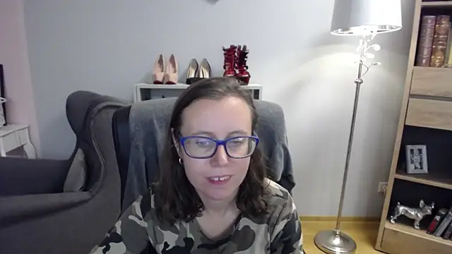 sweetxLizzy online show from October 8, 5:01 am