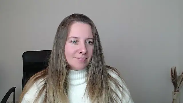 Snapshot of Darklure_ chatting on October 29, 10:23 pm Darklure online show from October 29, 10:23 pm