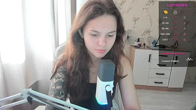 yourdreamm  online show from September 22, 8:13 am