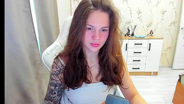 yourdreamm  online show from October 21, 7:01 am