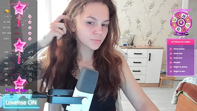 yourdreamm  online show from September 30, 8:42 am