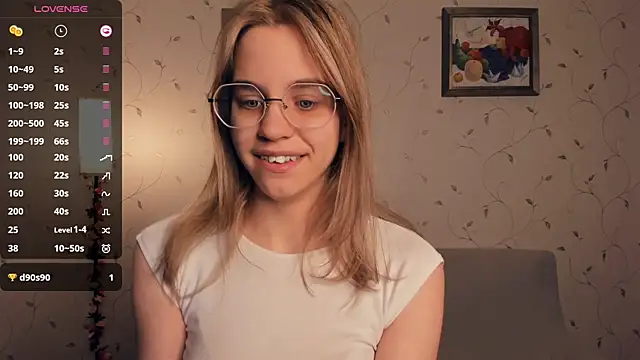 JoanBaggott online show from November 21, 8:33 pm