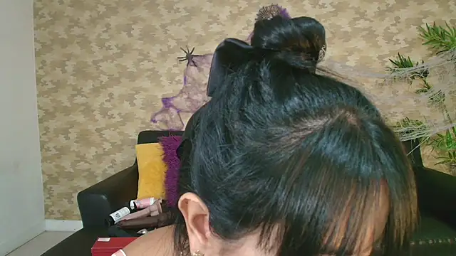 Snapshot of katspicy_ chatting on October 23, 1:17 pm katspicy online show from October 23, 1:17 pm