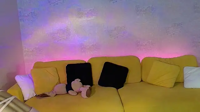 Snapshot of Katherinepinke chatting on October 12, 10:17 am Katherinepinke online show from October 12, 10:17 am