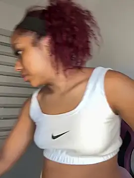  Zahara  online show from February 18, 11:48 pm