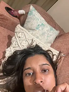 desitease online show from October 23, 9:43 pm