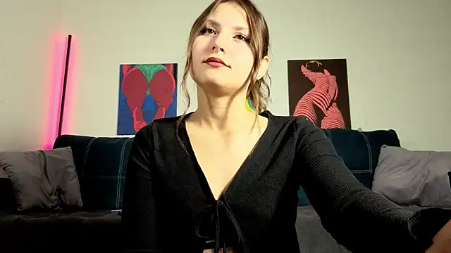 TrixiBell online show from September 18, 4:44 am