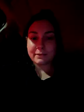 Snapshot of SaraViss20 chatting on November 1, 7:51 pm SaraViss20 online show from November 1, 7:51 pm