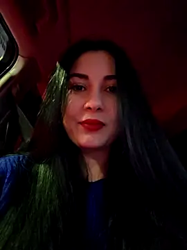 Snapshot of SaraViss20 chatting on October 12, 9:39 pm SaraViss20 online show from October 12, 9:39 pm