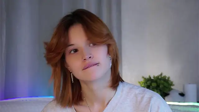 BlytheBenny online show from October 28, 12:49 am