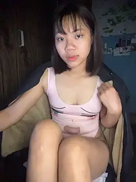 NinaChu online show from November 1, 4:22 pm