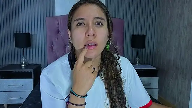 Bonnali lune online show from March 27, 4:03 am