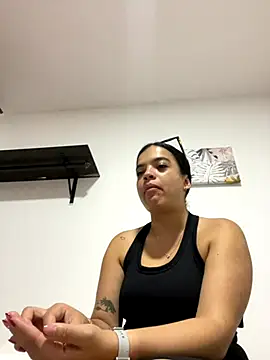 Snapshot of JuanitaMore01 chatting on September 14, 11:57 pm JuanitaMore01 online show from September 14, 11:57 pm