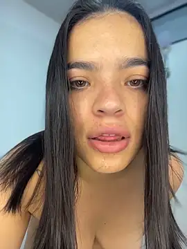 JuanitaMore01 online show from February 15, 8:19 pm