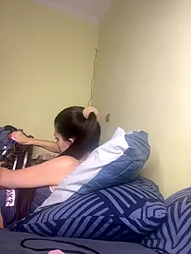 Snapshot of Cute_Erika chatting on October 2, 5:18 pm Cute Erika online show from October 2, 5:18 pm