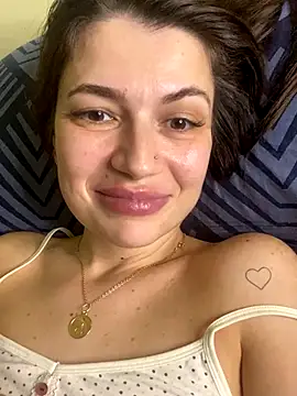 Snapshot of Cute_Erika chatting on October 5, 5:40 pm Cute Erika online show from October 5, 5:40 pm