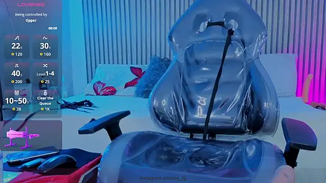 Snapshot of _aitana_001 chatting on October 11, 6:43 pm  aitana 001 online show from October 11, 6:43 pm