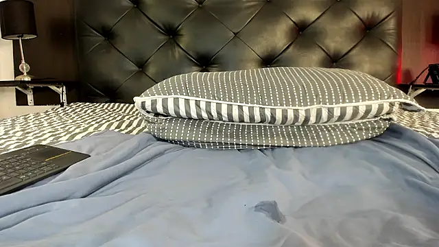 Kymy marquez online show from April 8, 8:44 pm