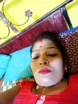 Snapshot of Samiya-143 chatting on October 17, 8:28 am Samiya-143 online show from October 17, 8:28 am