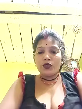 Snapshot of Samiya-143 chatting on October 30, 3:35 pm Samiya-143 online show from October 30, 3:35 pm