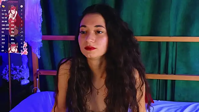 Snapshot of BettyMaldonado chatting on October 29, 9:13 am BettyMaldonado online show from October 29, 9:13 am