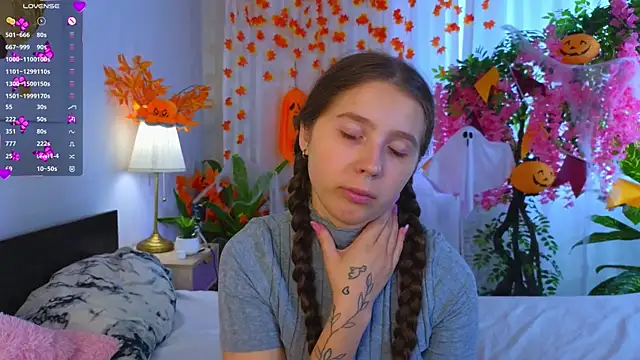 CatherineRichards online show from October 20, 9:45 am