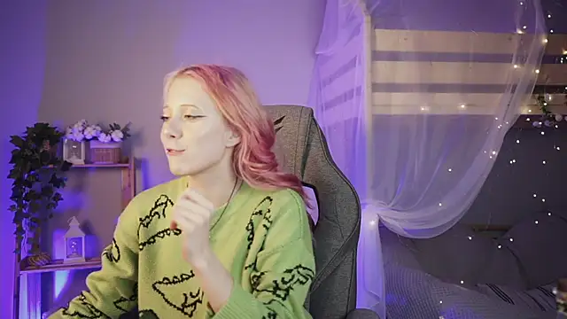 SakuraBliss online show from October 20, 4:54 pm