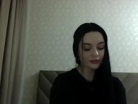 Snapshot of Lulii24 chatting on October 28, 10:03 pm Lulii24 online show from October 28, 10:03 pm