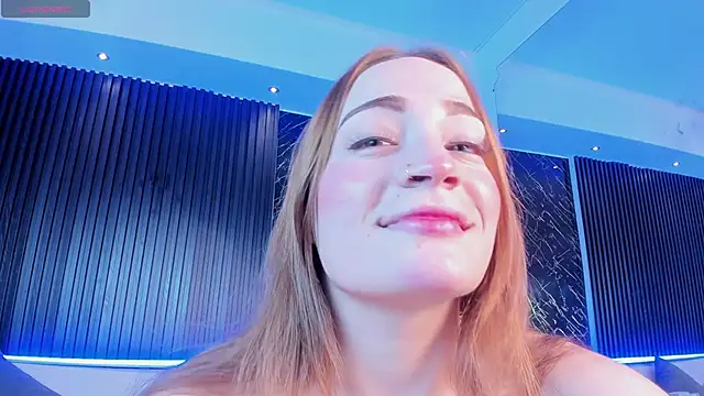 Snapshot of MadisonAnngel chatting on October 1, 8:25 pm MadisonAnngel online show from October 1, 8:25 pm