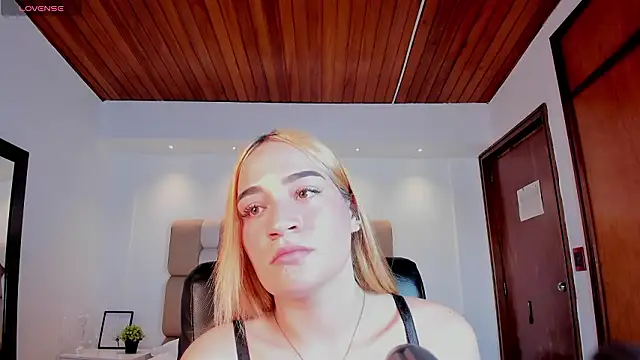 MadisonAnngel online show from February 10, 8:01 pm