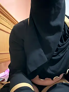  Laiali  online show from October 11, 1:14 pm