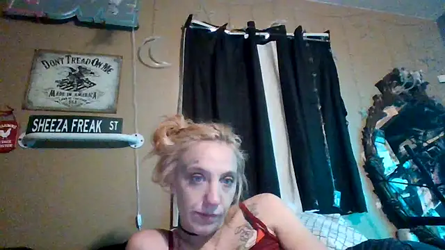 flavi1996 online show from October 6, 5:40 pm