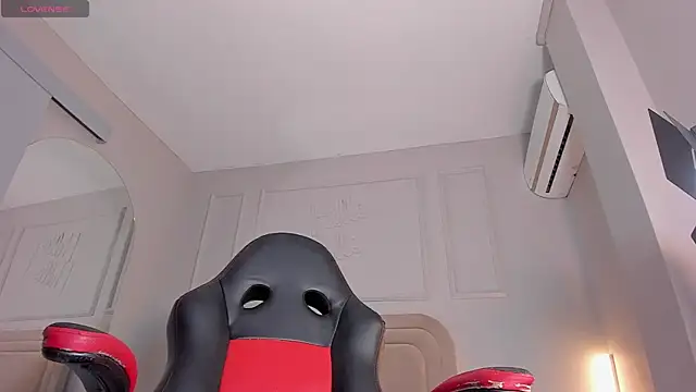 Anamonrroe online show from November 28, 1:47 pm