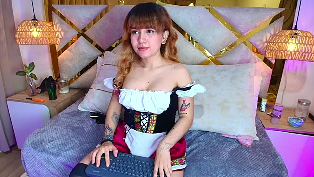 Snapshot of Scarlett_Vegaa chatting on October 23, 11:49 am Scarlett Vegaa online show from October 23, 11:49 am