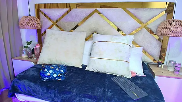 Snapshot of Scarlett_Vegaa chatting on October 8, 3:16 pm Scarlett Vegaa online show from October 8, 3:16 pm