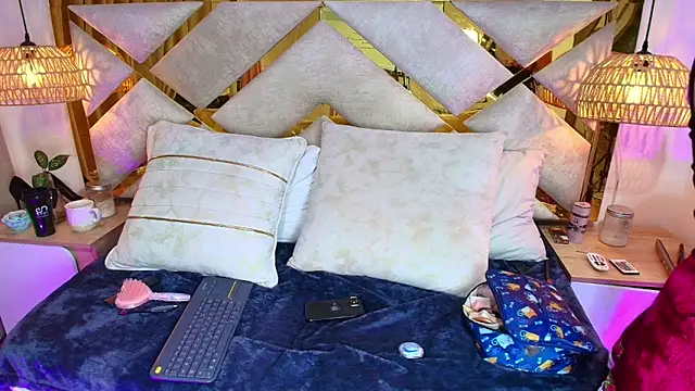 Snapshot of Scarlett_Vegaa chatting on October 14, 2:30 pm Scarlett Vegaa online show from October 14, 2:30 pm