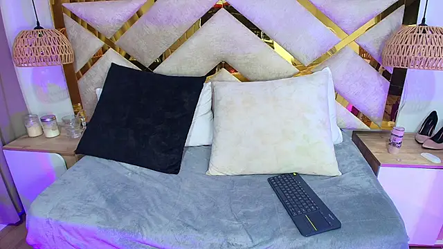 Snapshot of Scarlett_Vegaa chatting on September 22, 10:46 am Scarlett Vegaa online show from September 22, 10:46 am