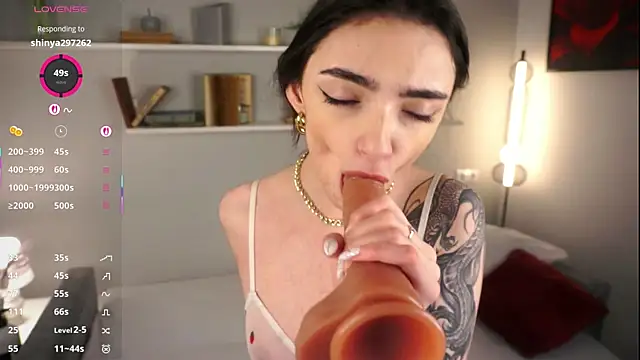 Snapshot of Morena_Dolce chatting on September 29, 4:28 am Morena Dolce online show from September 29, 4:28 am