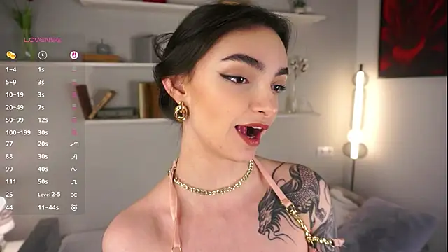 Snapshot of Morena_Dolce chatting on September 26, 3:59 am Morena Dolce online show from September 26, 3:59 am