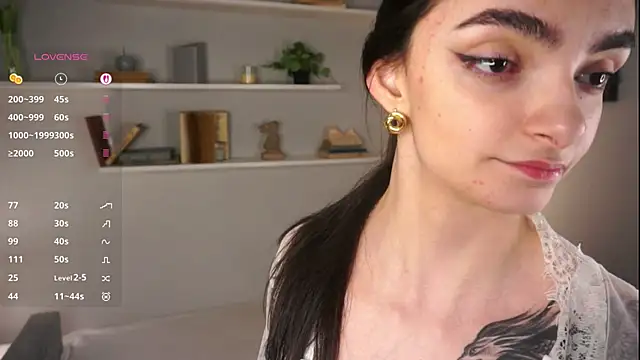 Snapshot of Morena_Dolce chatting on October 6, 5:24 am Morena Dolce online show from October 6, 5:24 am