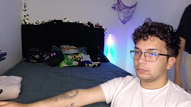 Snapshot of Conor_Taylor chatting on October 30, 4:08 pm Conor Taylor online show from October 30, 4:08 pm