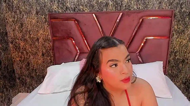 Snapshot of Karina_Andrade chatting on October 20, 3:31 am Karina Andrade online show from October 20, 3:31 am