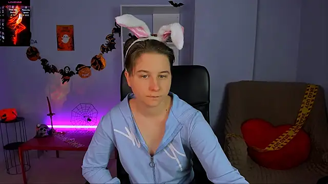 alex jakson online show from November 1, 7:12 am